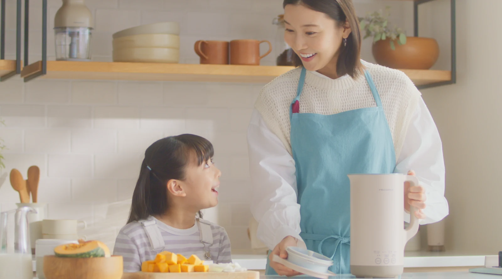 親子でスープを楽しむ
